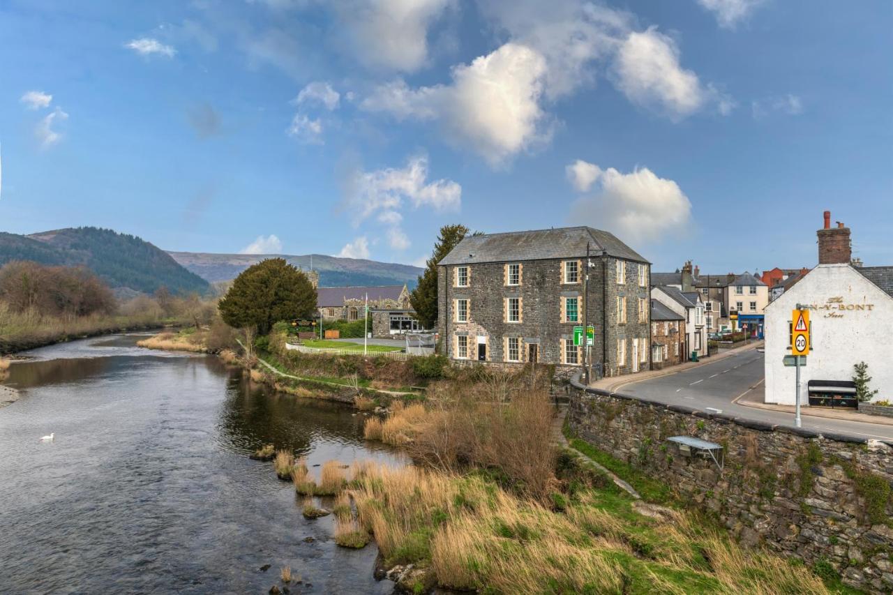 Glan Conwy House One And Two Bedroom Apartments Llanrwst Exterior photo